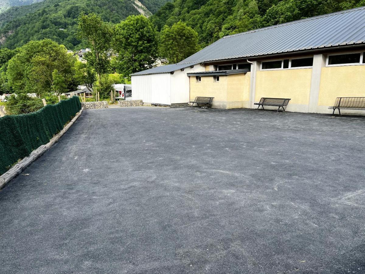 Bungalow Charmant A Cauterets Avec Vue Sur La Montagne ภายนอก รูปภาพ